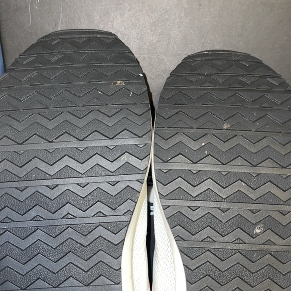 Versace Sneakers - Picture 7 of 9